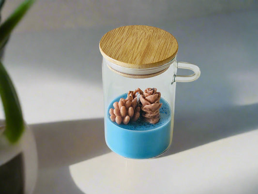 Handgjort doftljus i glas med mjuk och behaglig doft – Dofty
